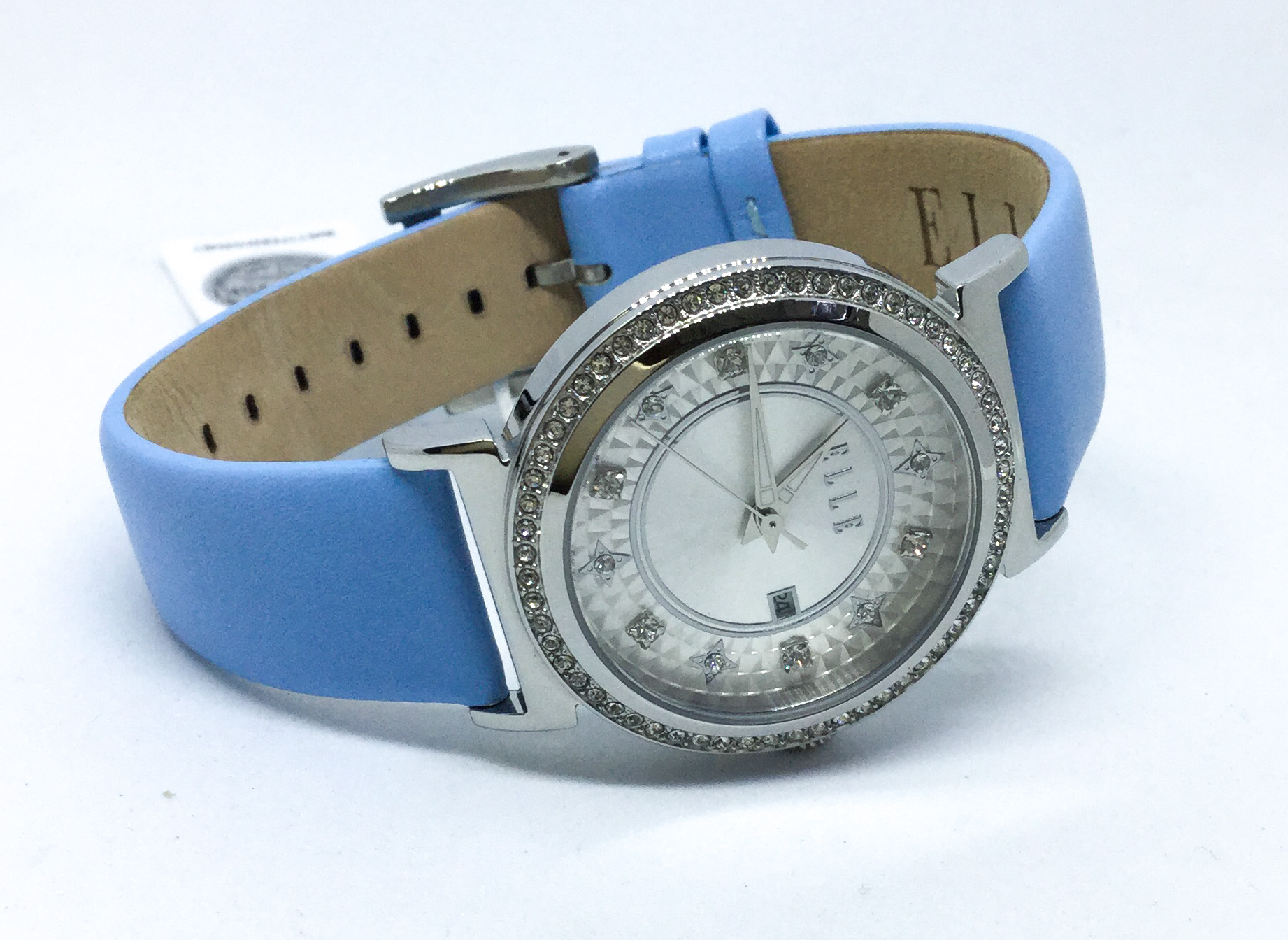 Montre femme, stainless, bracelet cuir, cadran entouré de pierres