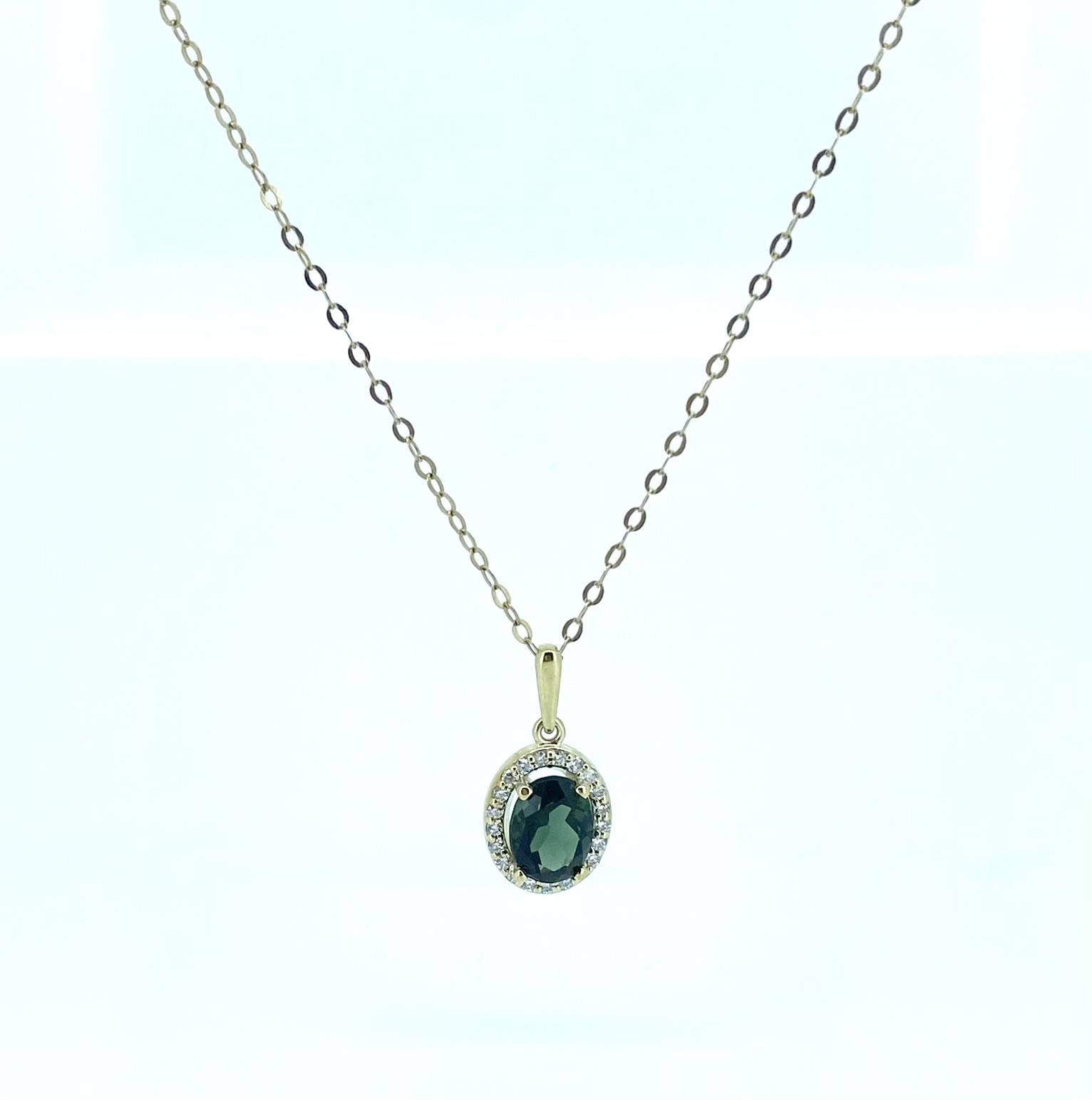 Pendentif pour femme en or 10k, 22 diamants laboratoires VS-F pour 0.16.5 carat, 1 quartz fumé 8x6mm