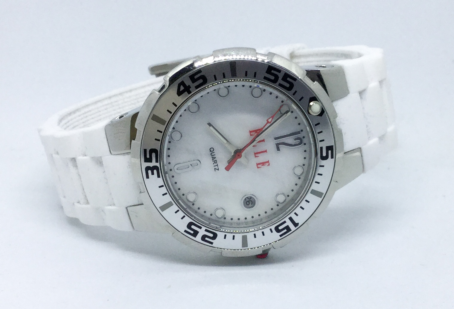 Montre femme, stainless, bracelet silicone