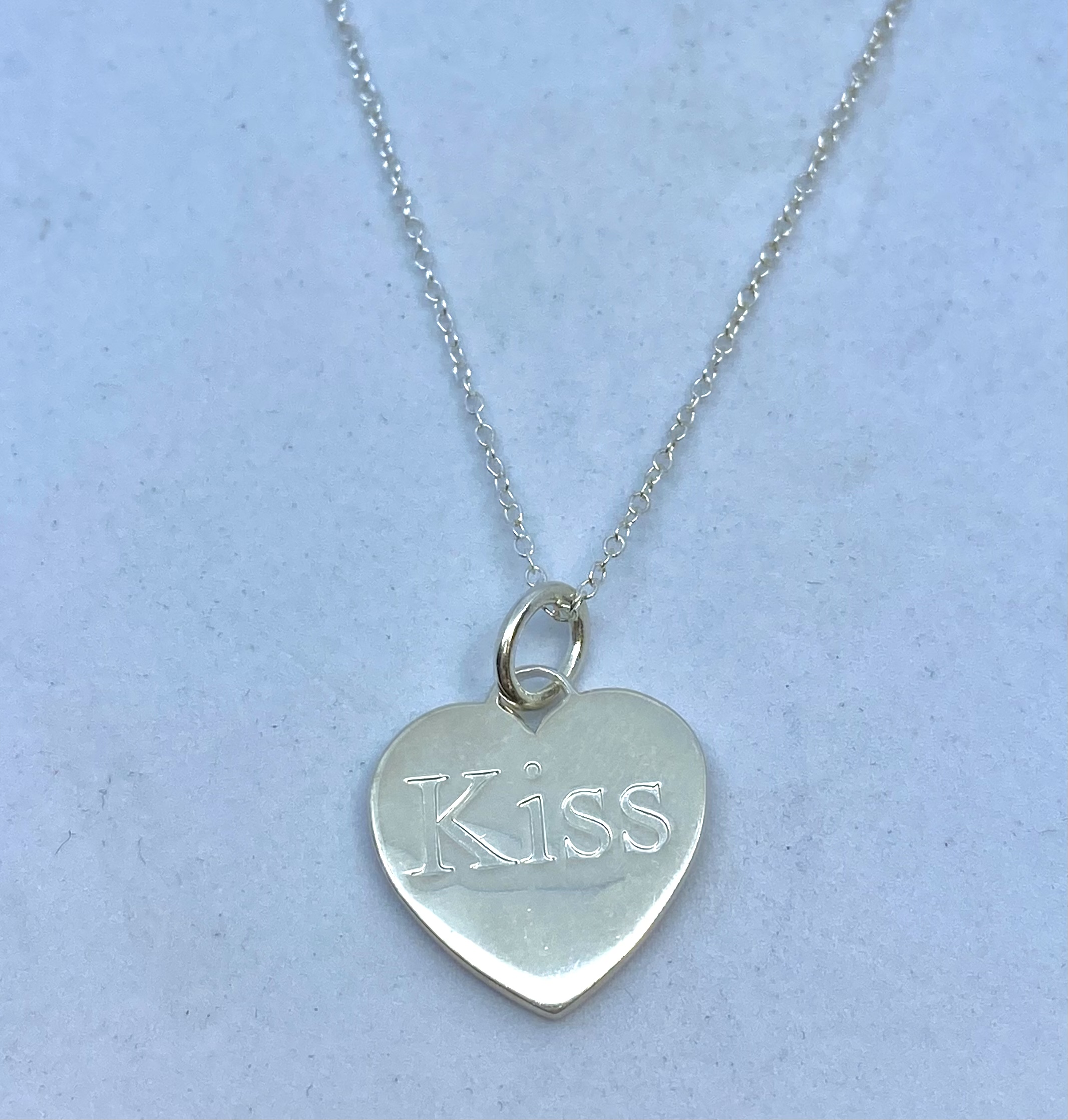 Pendentif pour femme en argent 925, coeur, KISS