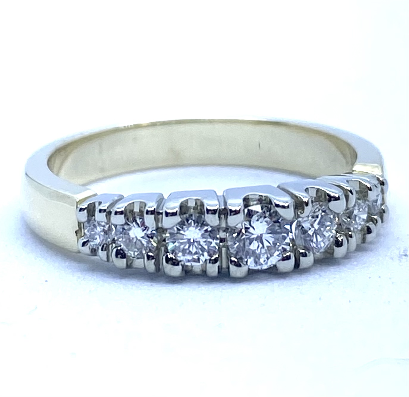 Bague pour femme en or 14K, 7 diamants pour 0.35 carat I-1, H