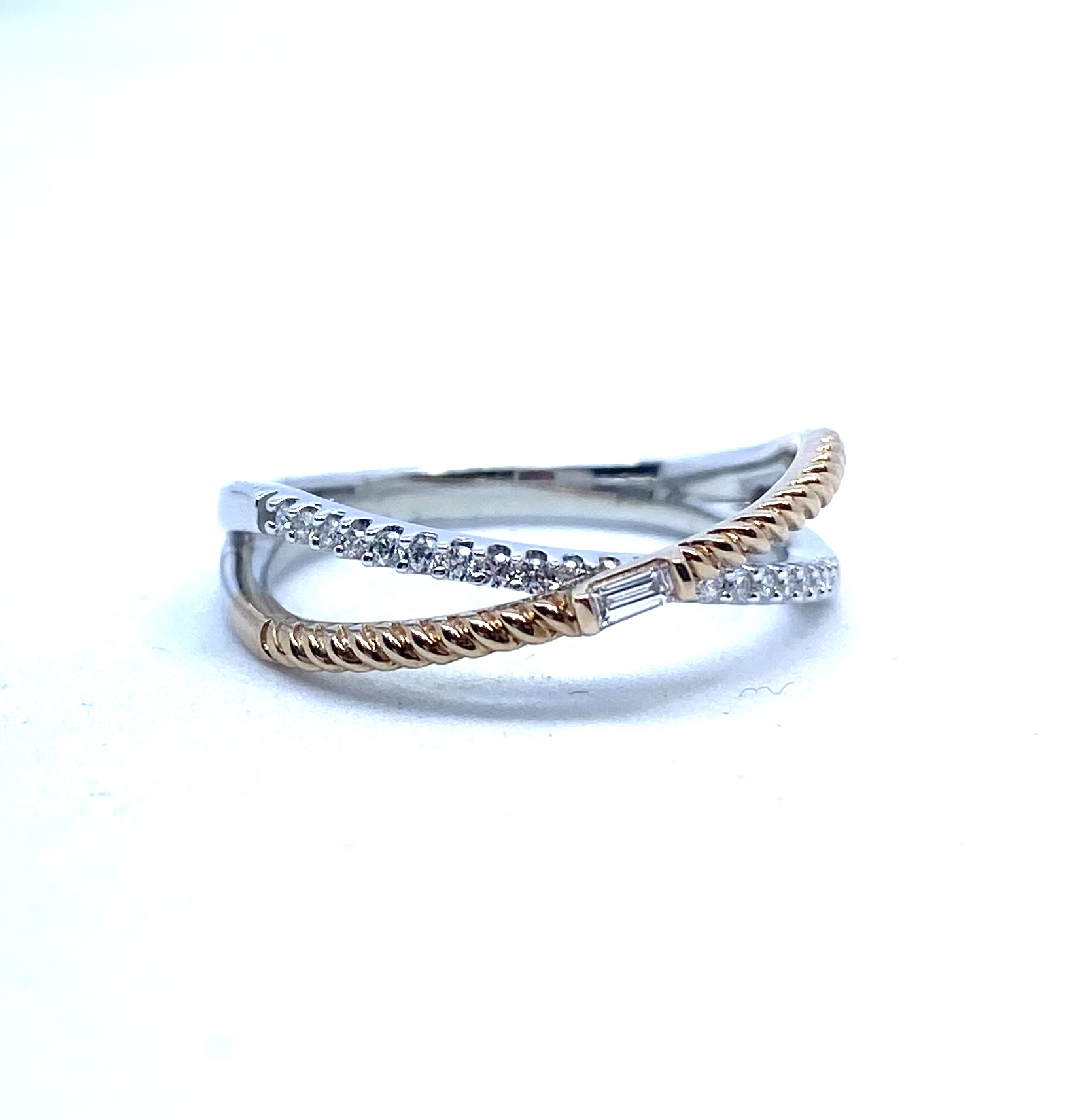 Bague pour femme en or 10k, 0.12 carat de diamants