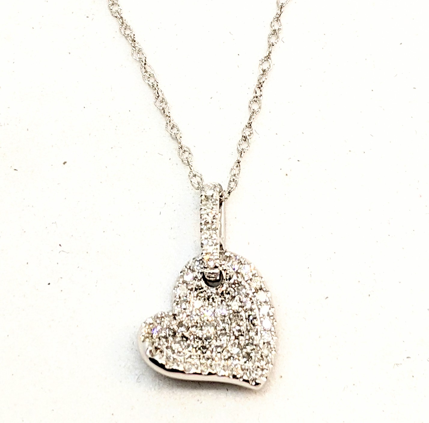 Pendentif or 14K, 0.25 carat de diamants total, coeur