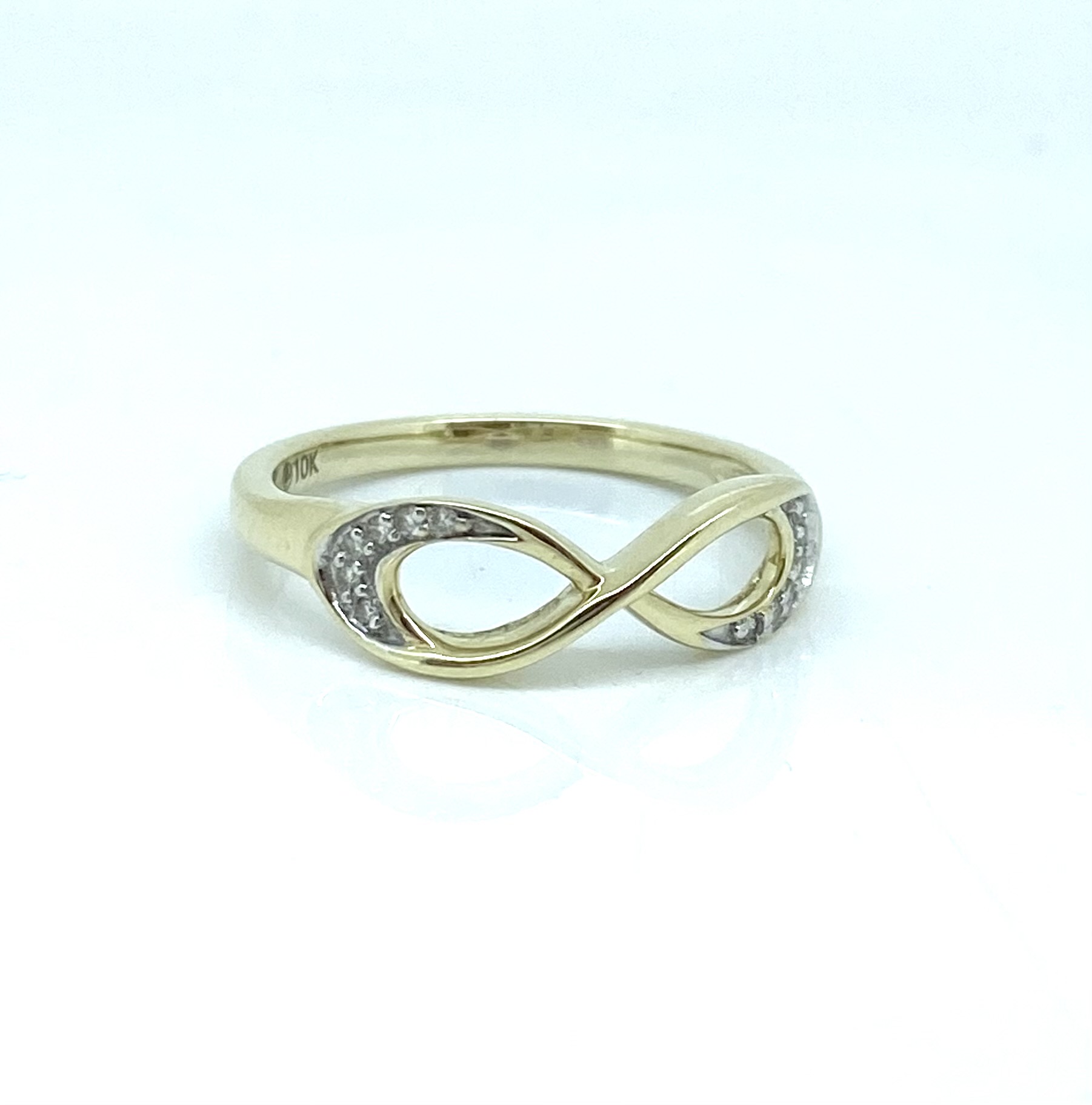 Bague pour femme en or 10k, 12 diamants pour 0.06 carat, infini - CH535/06-10 - Corona