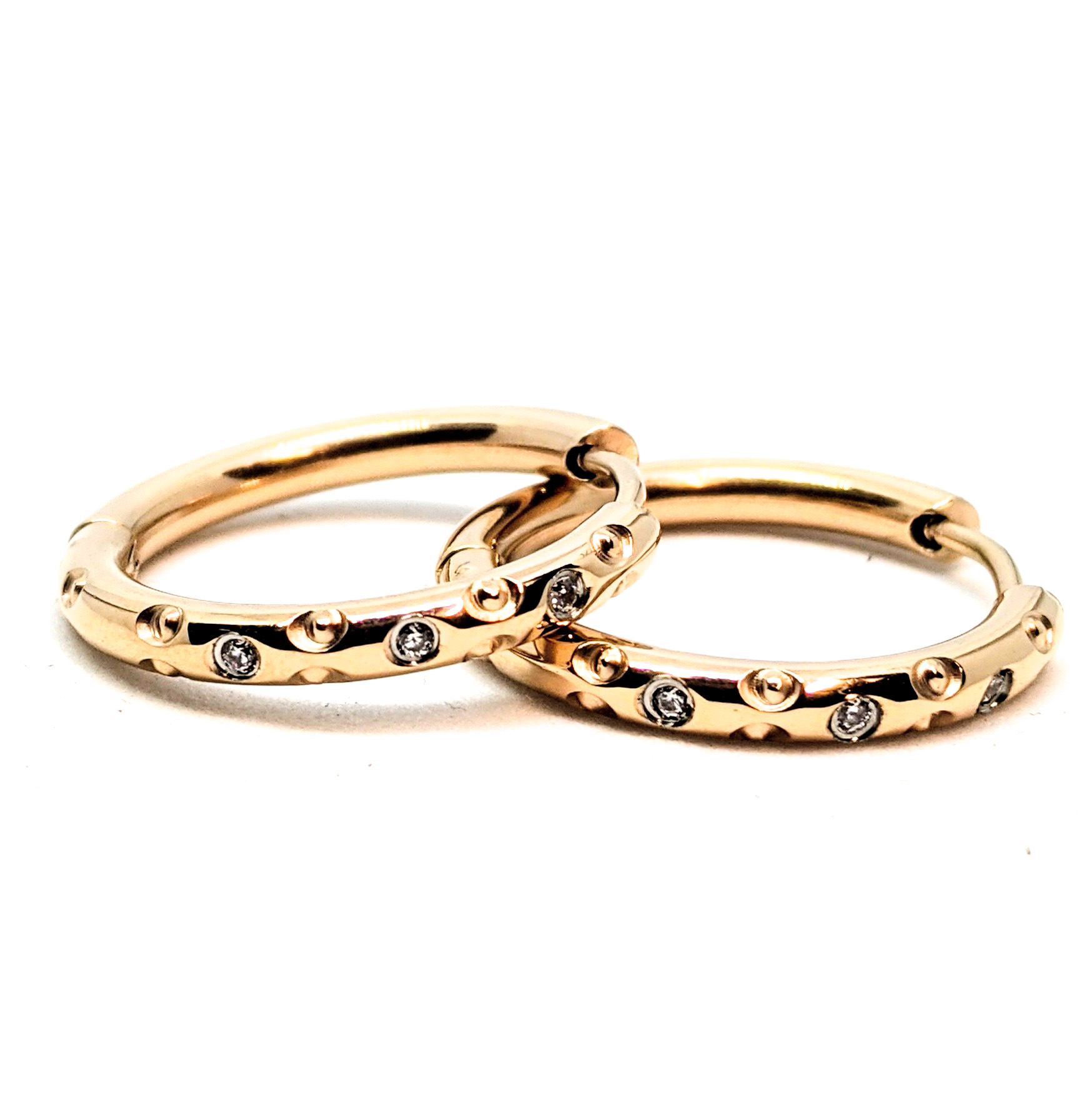 Boucles d'oreilles stainless, huggies garnies de pierres