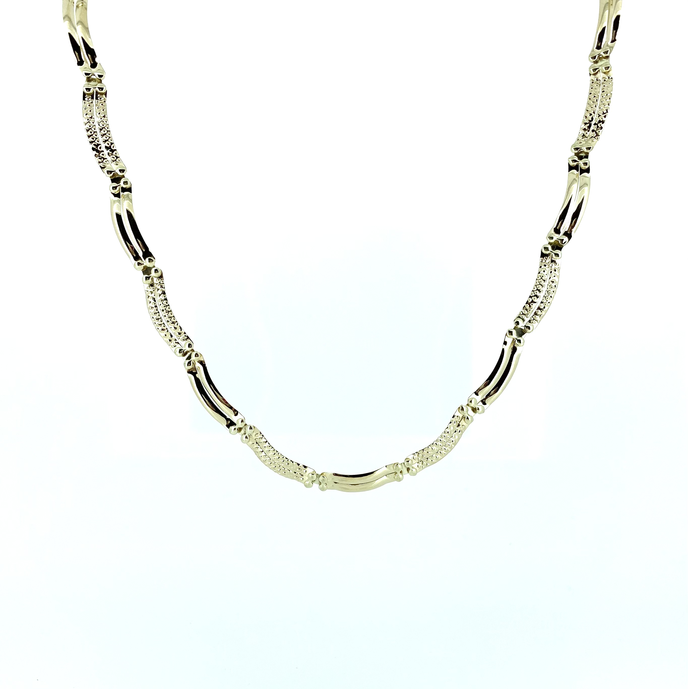 Collier pour femme en or 10k