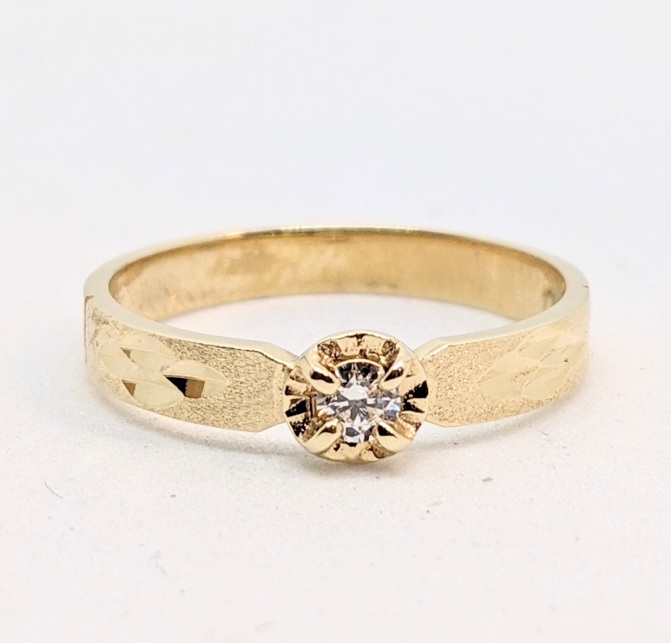 Bague enfant or 10K, pierre de naissance synthétique