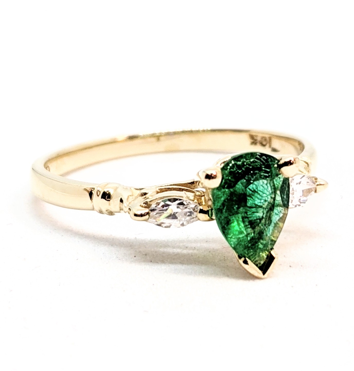 Bague or 10K, pierres synthétiques