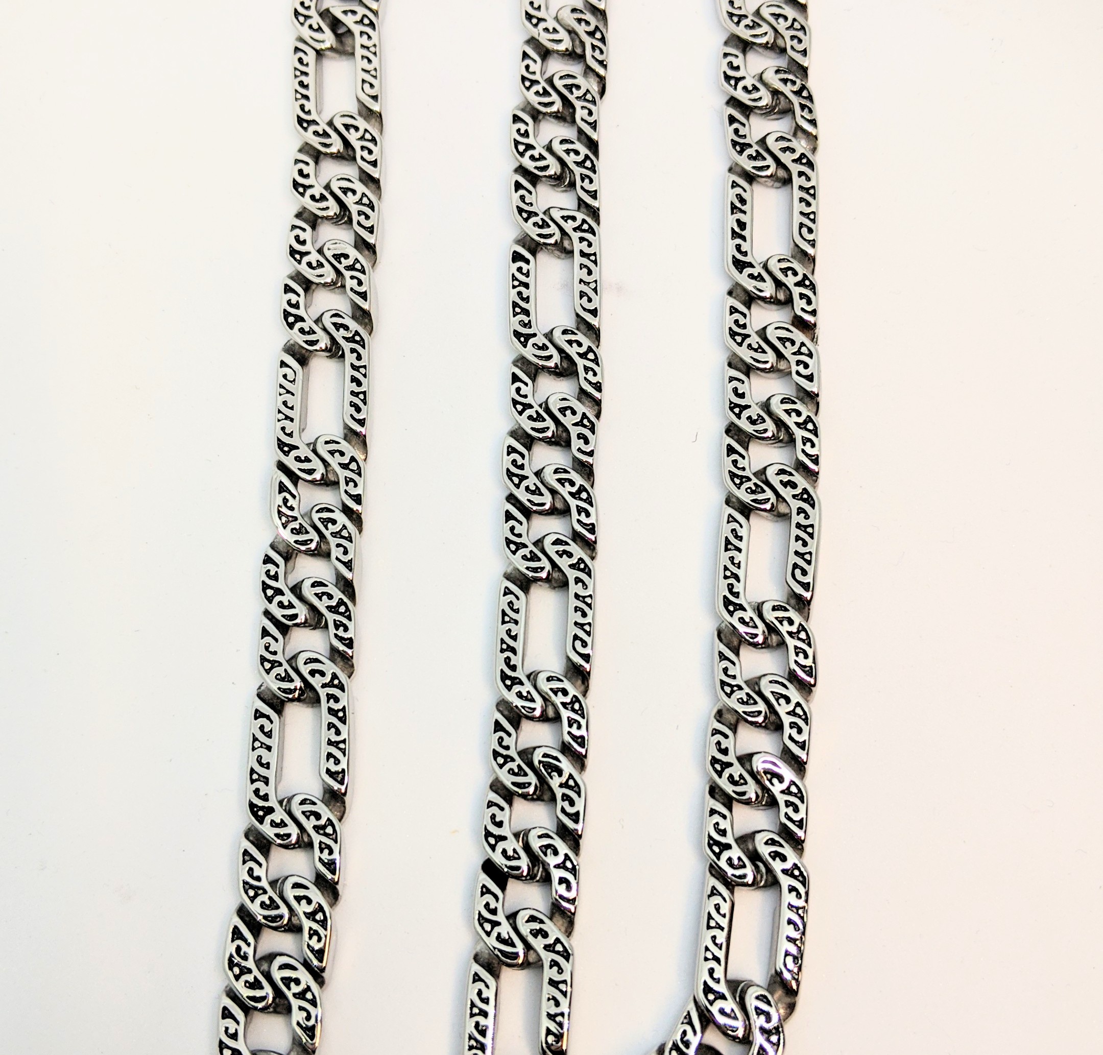 Chaine stainless, figaro, motif
