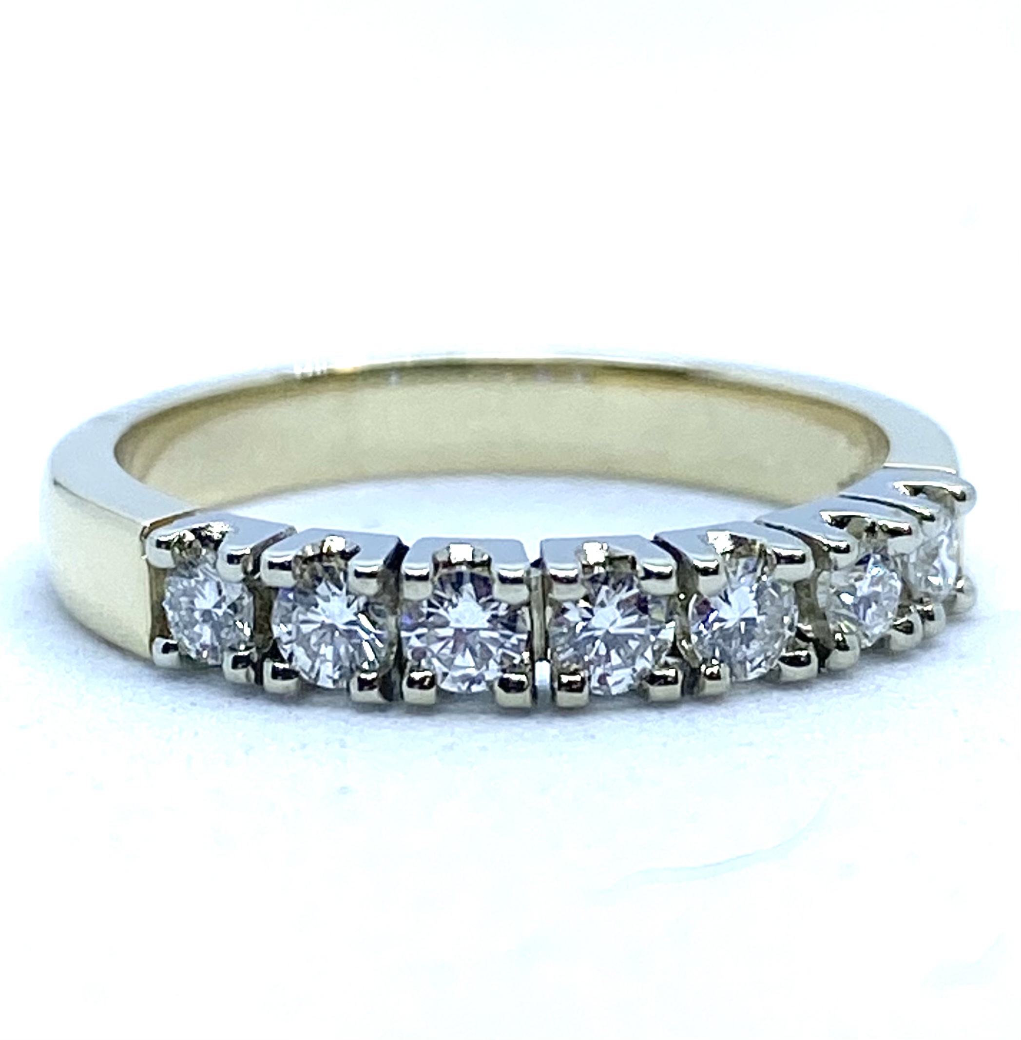 Bague pour femme en or 14K, 7 diamants pour 0.33 carat SI