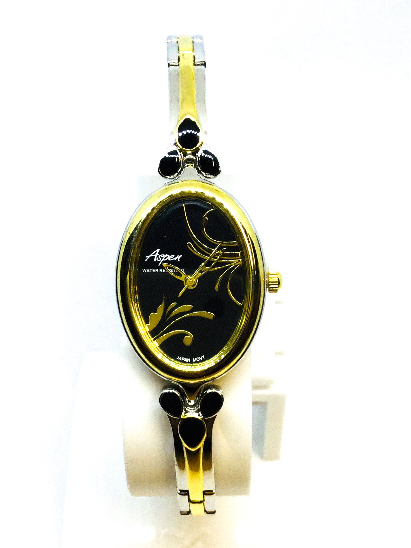 Montre femme, cadran ovale