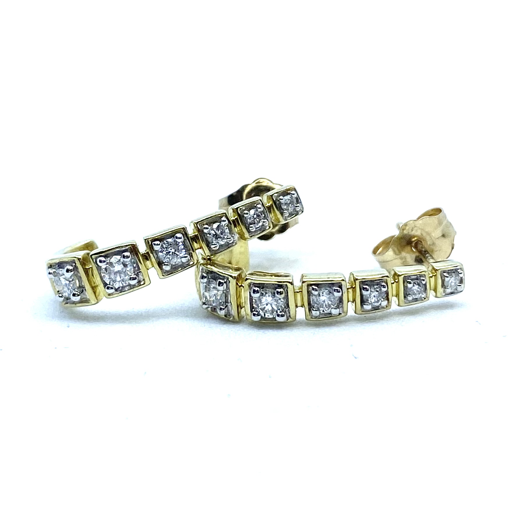 Boucles d'oreilles pour femme en or 10k, 12 diamants I-1 pour 0.23 carat