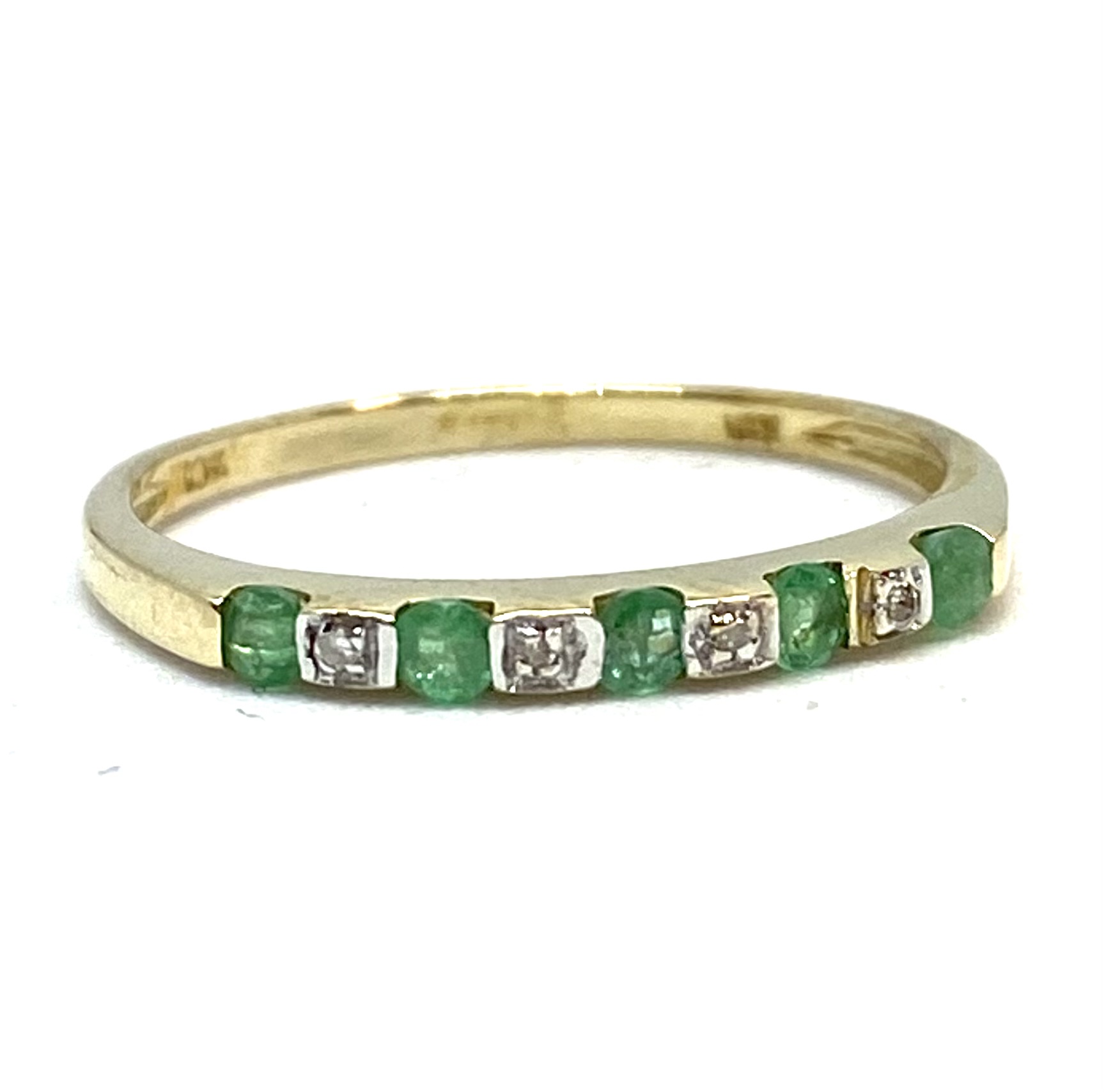 Bague en or 10K, 5 émeraudes 2mm, 4 diamants pour 0.02 carat