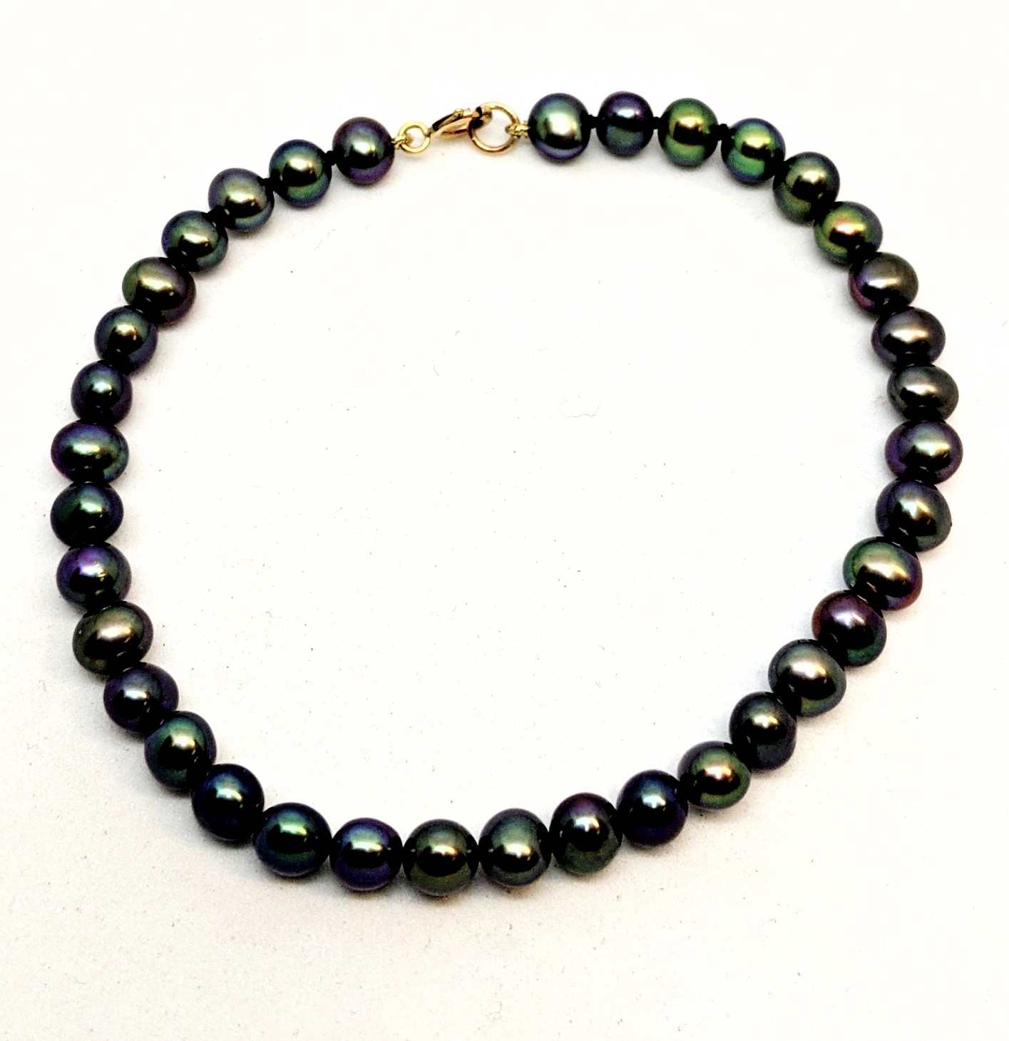 Bracelet de perles noires 4-5mm, or 14K