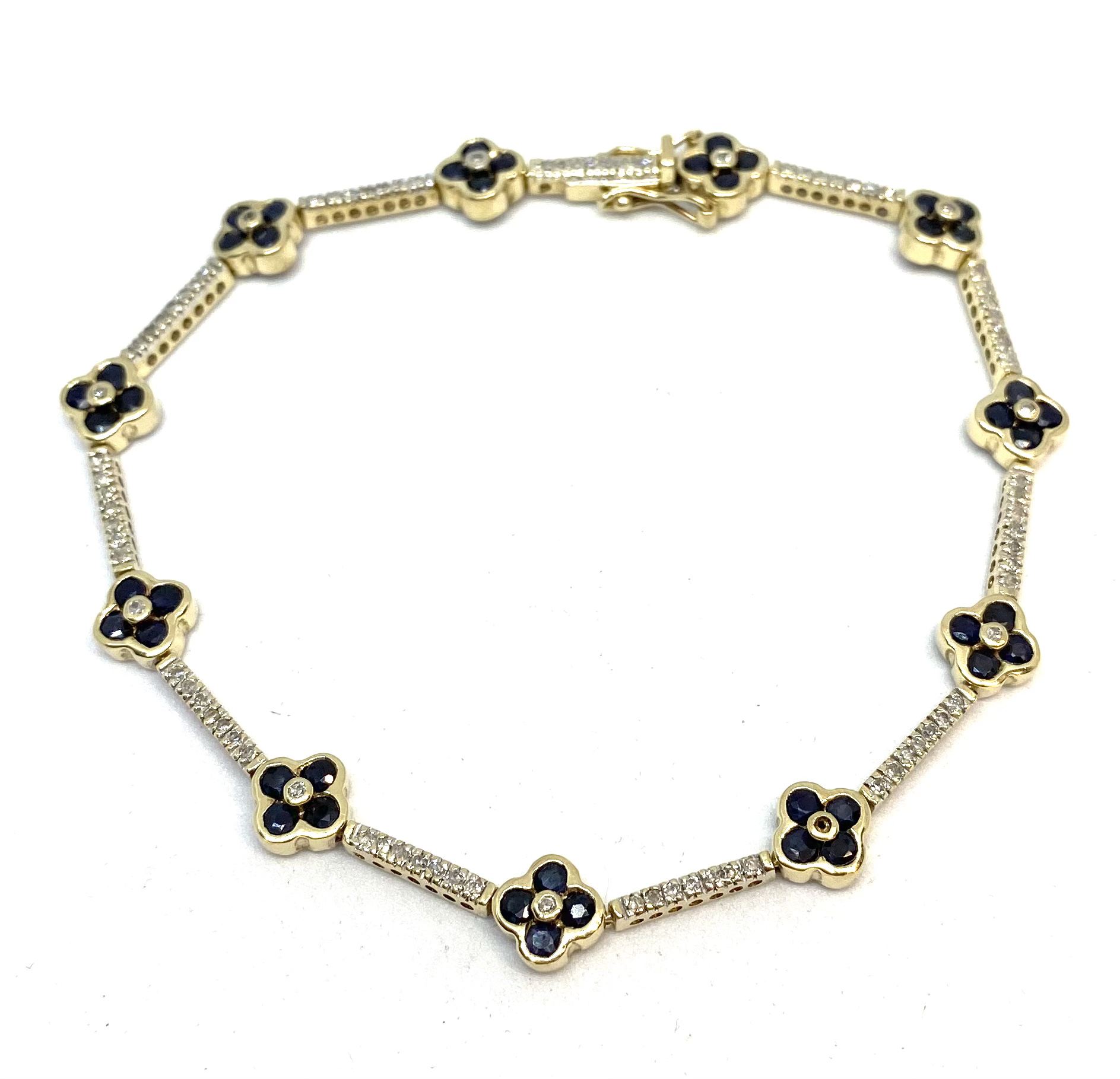 Bracelet pour femme en or 10K, 77 diamants pour 0.35 carat, 40 saphirs pour 3 carats