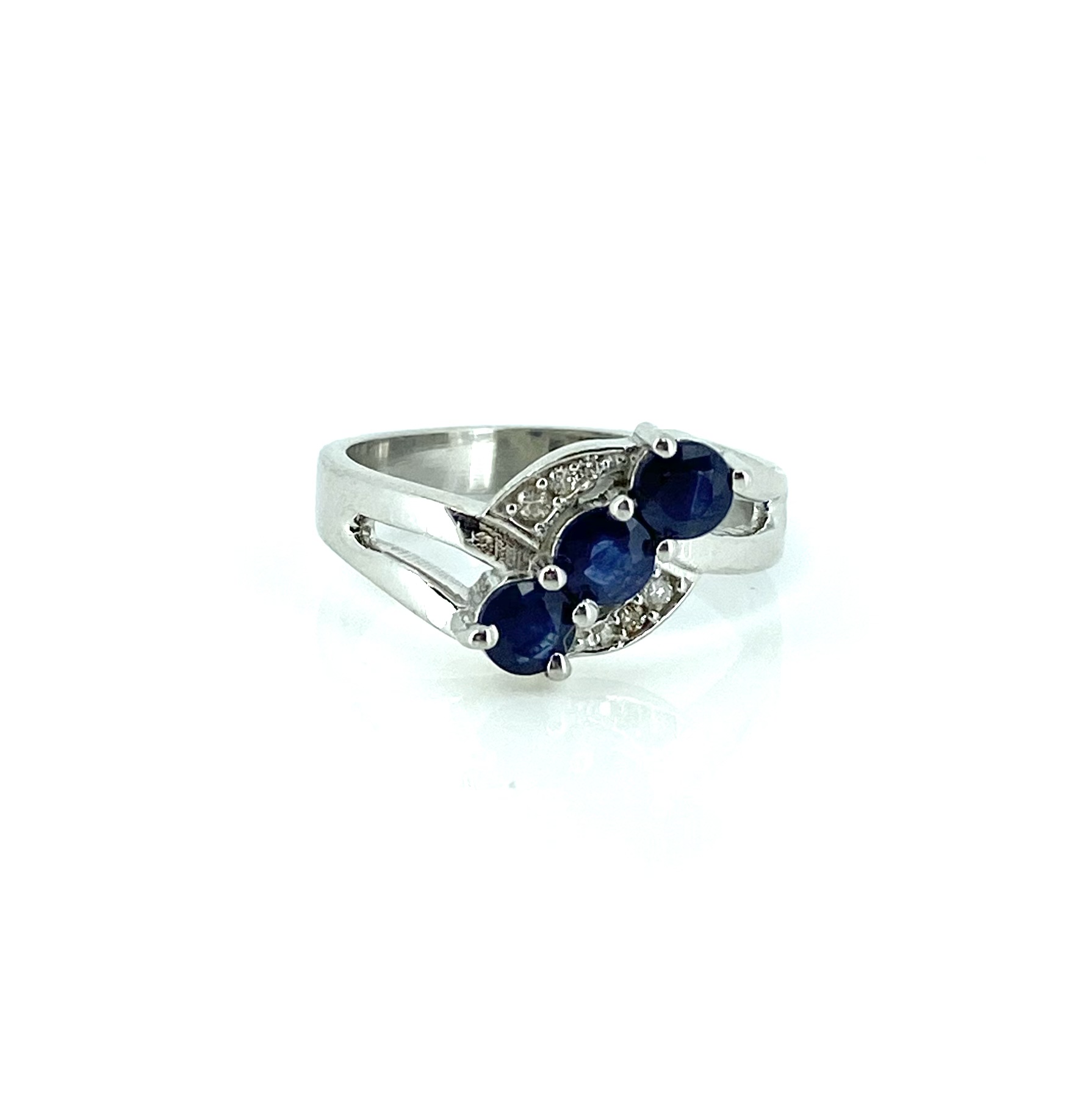 Bague pour femme en argent 925, 3 saphirs pour 1.06 carat, 6 diamants pour 0.06 carat