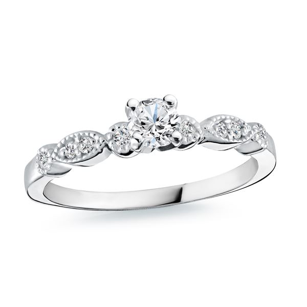 Bague pour femme en or 14k, 9 diamants VS F fabriqués en laboratoire pour 0.30 carat ( diamant centre = 0.20 carat )