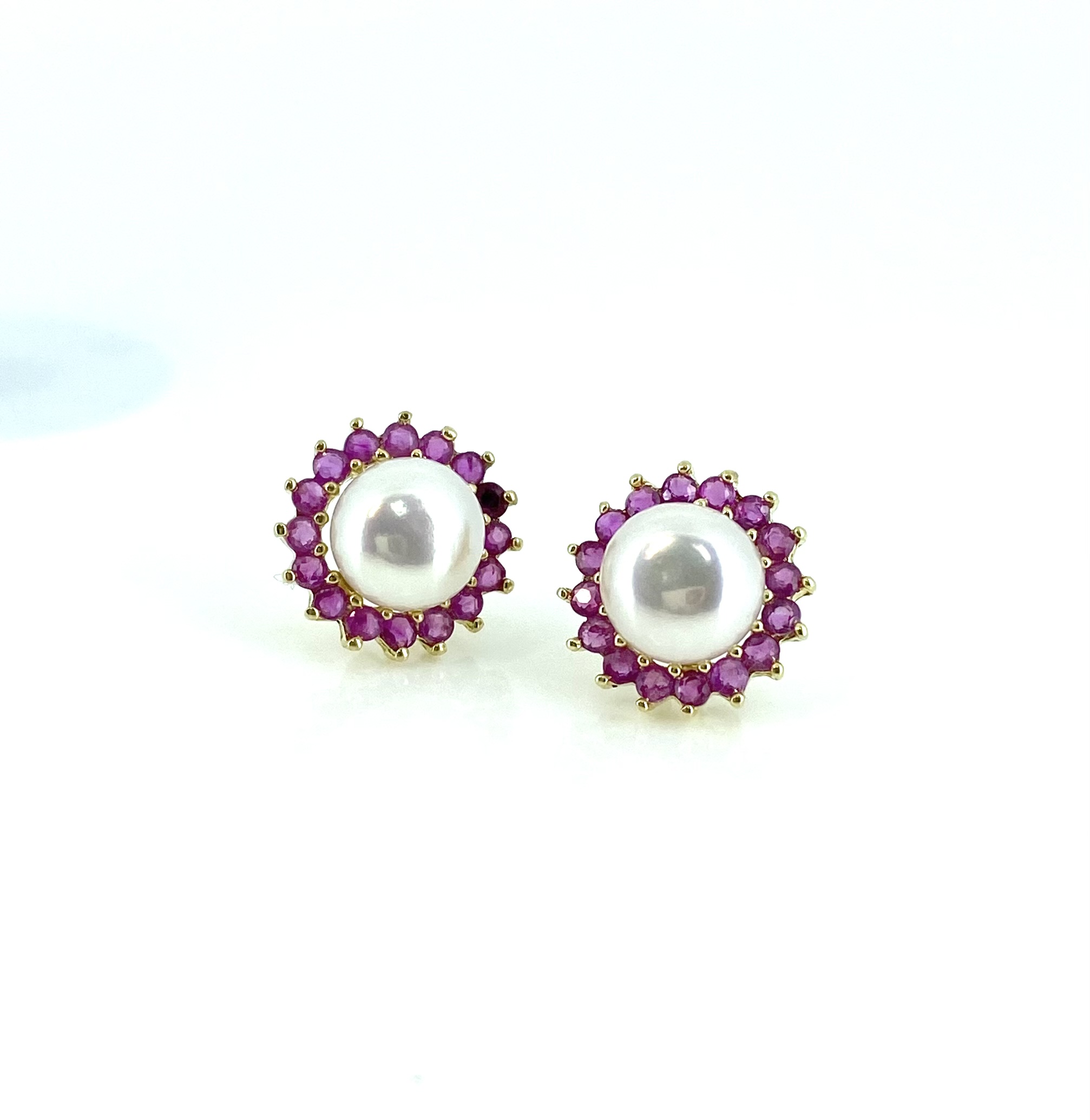Boucles d'oreilles pour femme en or 14k, 0.80 carat de rubis, 2 perles d'eau douce 7.5-8mm - BO344 - REC