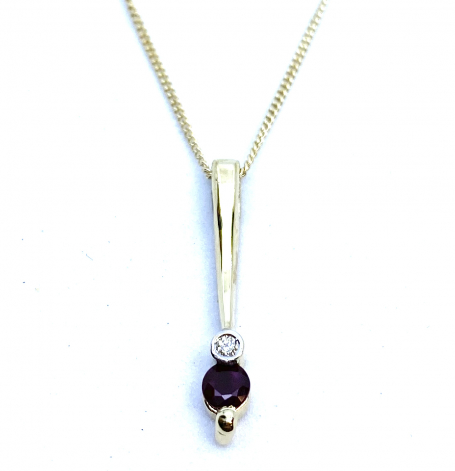 Pendentif pour femme en or 10k, 1 diamant pour 0.015 carat, 1 rubis 3.5mm - P2167-D/R_10Y - Empress