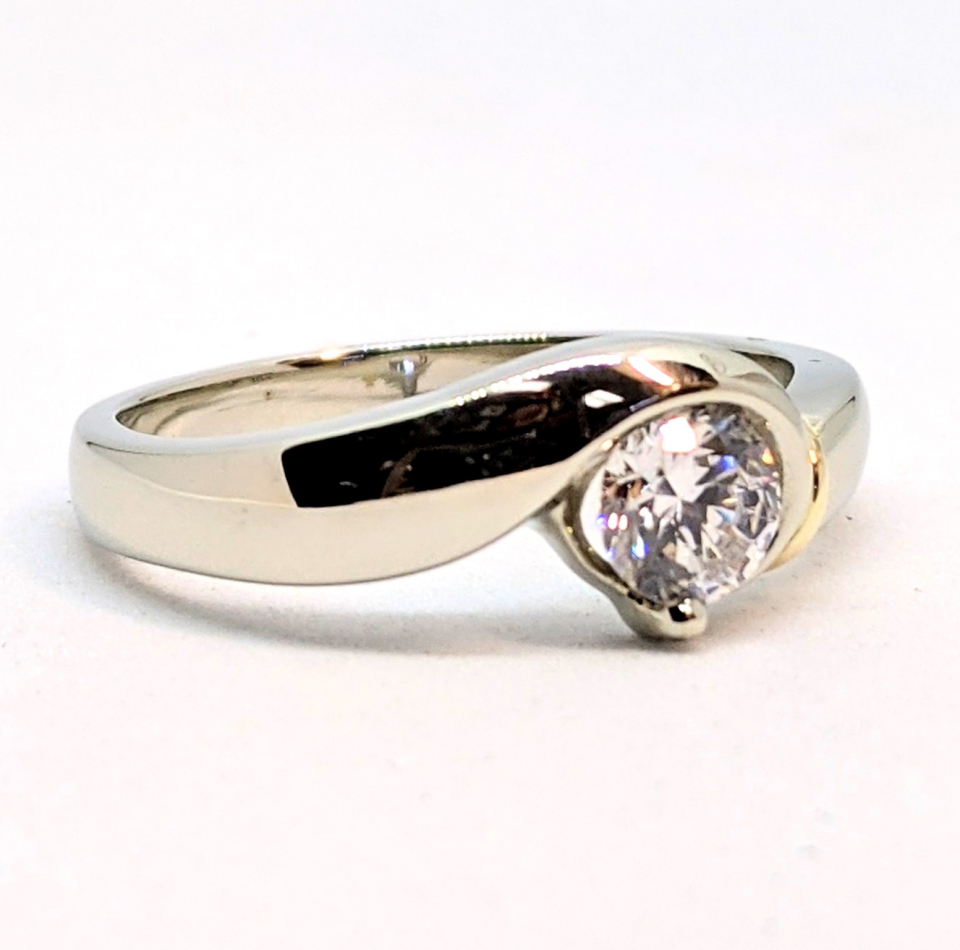 Bague or 10K, 1 zircon - AL33 - Fortier Design