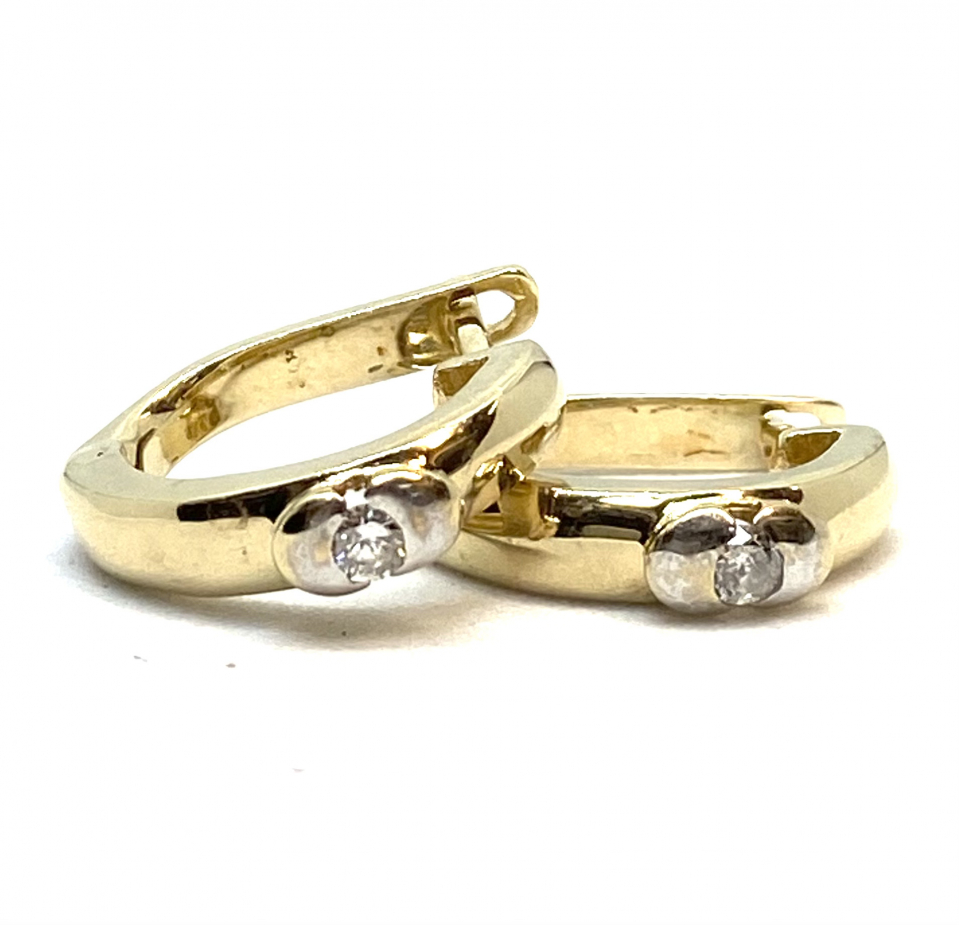 Boucles d'oreilles pour femme en or 10K, 2 diamants pour 0.09 carat - BO004 - Divers