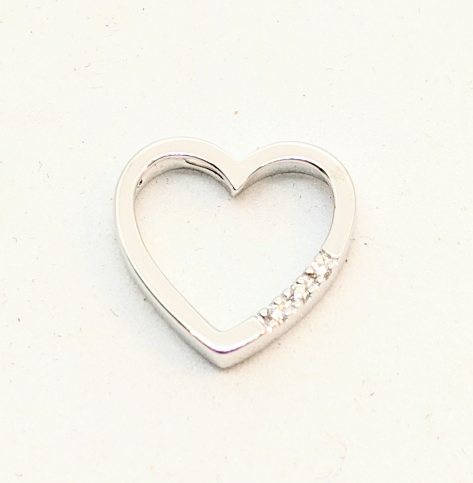 Pendentif or 10K, coeur, 3 diamants pour 0.02 carat - BJ2246B - Benjamin Jacques