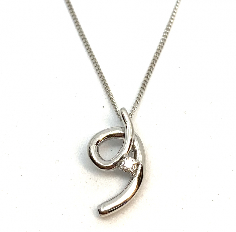 Pendentif pour femme en or 10K, 1 diamant pour 0.04 carat - PEND052 - Divers