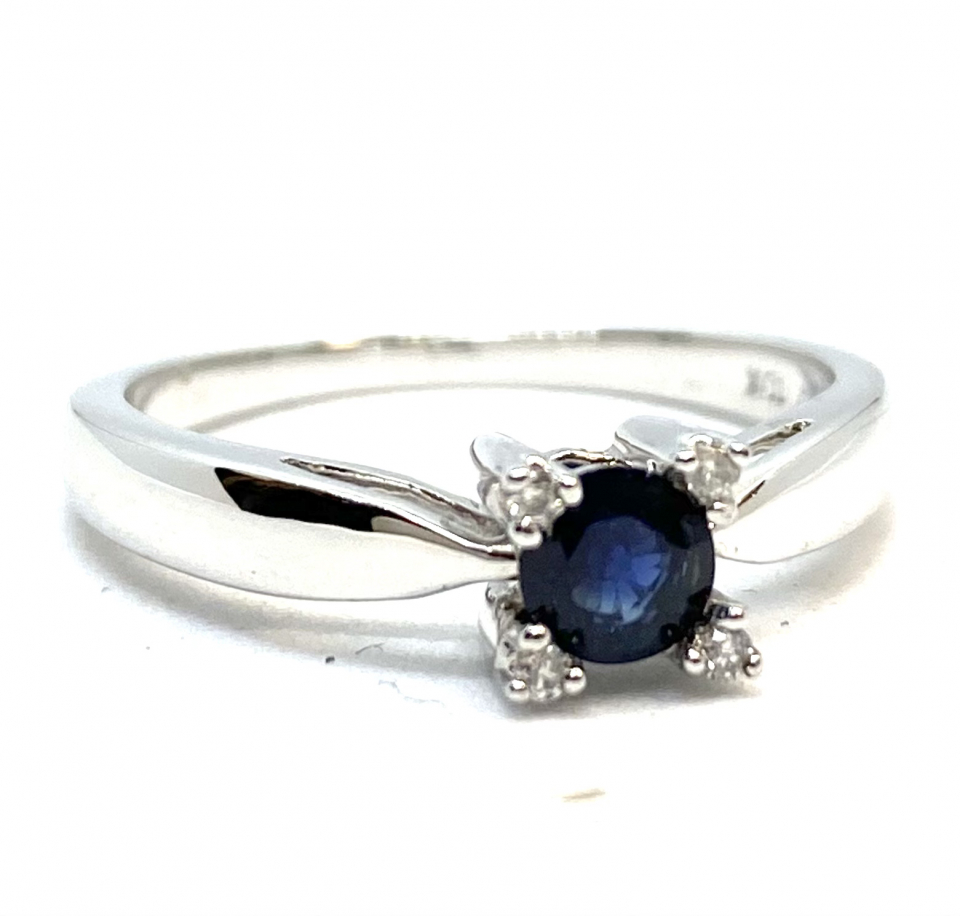 Bague pour femme en or 10K, saphir 4x4mm, 4 diamants pour 0.02 carat - SRS555D-D5 - Empress