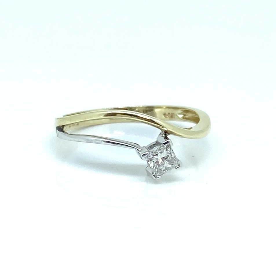 Bague pour femme en or 14k, 1 diamant de taille princesse pour 0.20 carat - BG0018 - Image Design